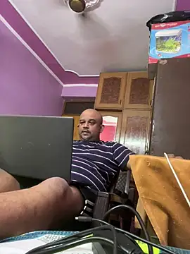Dick 6inches online show from 04.30.26