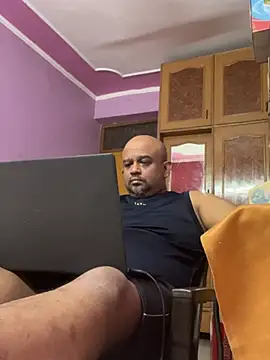 Dick 6inches online show from 06.08.26