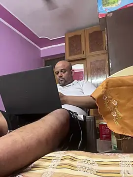 Dick 6inches online show from 07.04.26