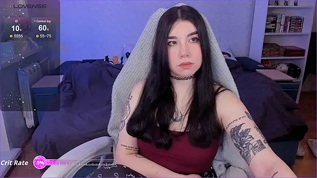 Snapshot of kellyharris chatting on 12.05.25 kellyharris online show from 12.05.25