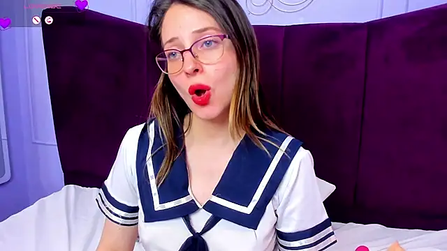 AmbeerWood  online show from 03.08.25