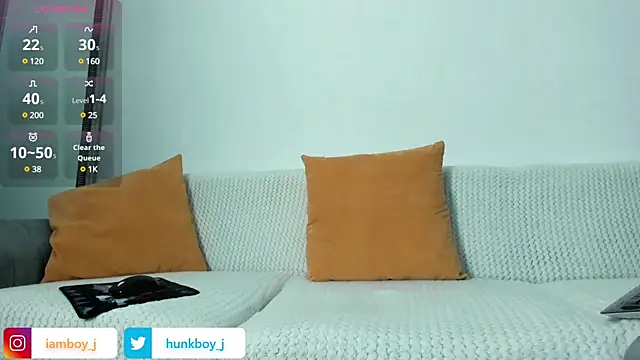 Snapshot of FitnessMaleModel chatting on 12.18.24 FitnessMaleModel online show from 12.18.24