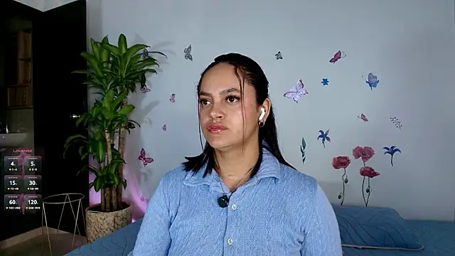 Snapshot of VICTORIABLACK_@xh chatting on 02.14.26 VICTORIABLACK xh online show from 02.14.26