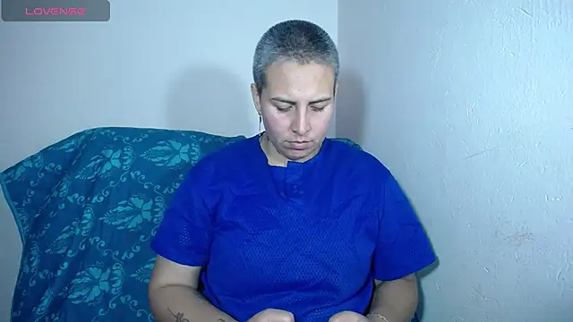 Yessi rousse online show from 01.17.25