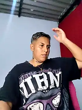 Yessi rousse online show from 10.18.25