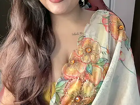 Snapshot of shanayaaa_1 chatting on 02.17.26 shanayaaa 1 online show from 02.17.26