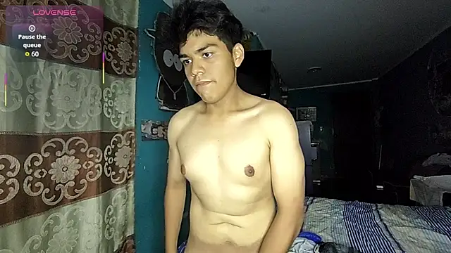 Snapshot of Valesh20 chatting on 02.11.26 Valesh20 online show from 02.11.26