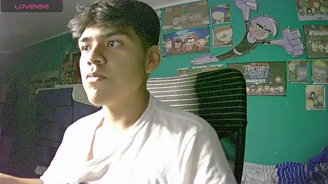 Snapshot of Valesh20 chatting on 03.08.26 Valesh20 online show from 03.08.26