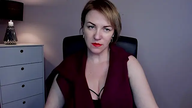 feliziaDesire online show from 02.12.25