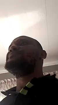 Snapshot of TheTwist chatting on 02.26.25 TheTwist online show from 02.26.25