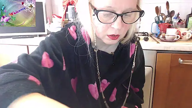 martachatte online show from 11.24.25