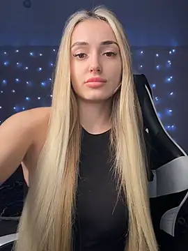 Snapshot of minalawarden chatting on 01.14.25 minalawarden online show from 01.14.25