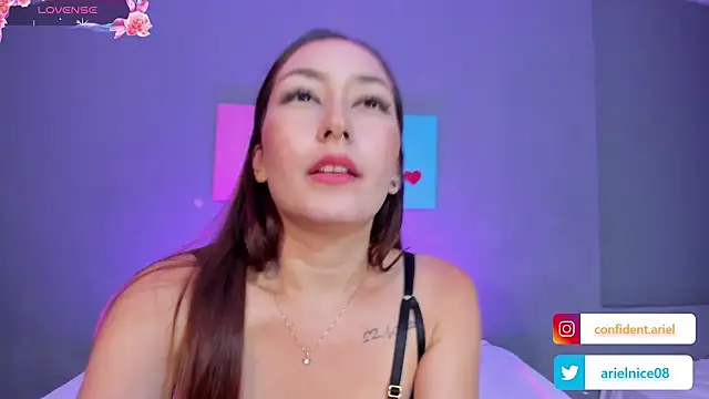 ariel35 online show from 02.22.25