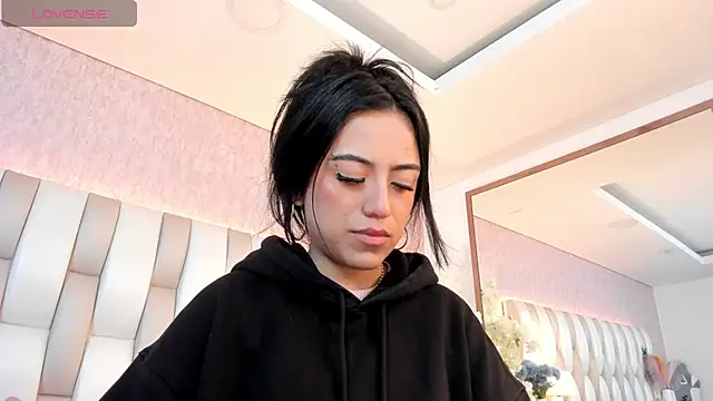 Rebeca jones online show from 02.01.25