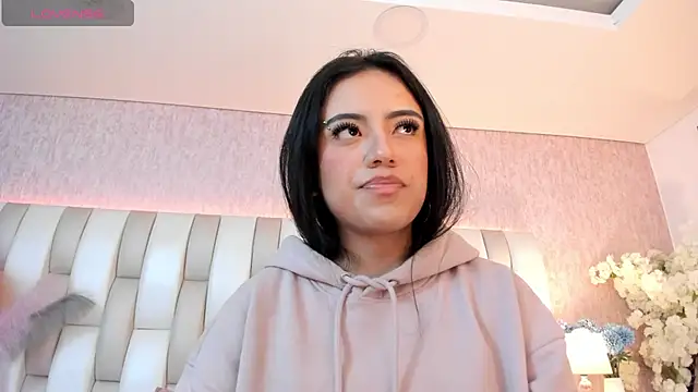 Rebeca jones online show from 02.03.25