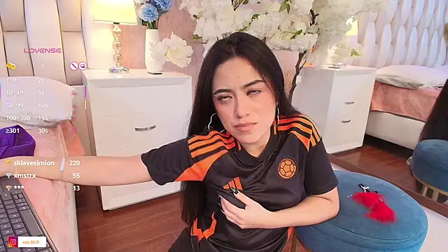 Rebeca jones online show from 03.20.25