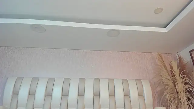 Rebeca jones online show from 04.29.26
