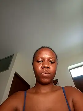 Snapshot of SexyyCinderella chatting on 09.15.25 SexyyCinderella online show from 09.15.25