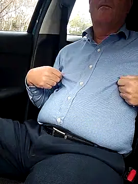 stiffandlubedxh online show from 11.04.25