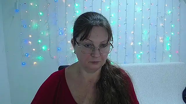 VanessaHotts online show from 01.14.25