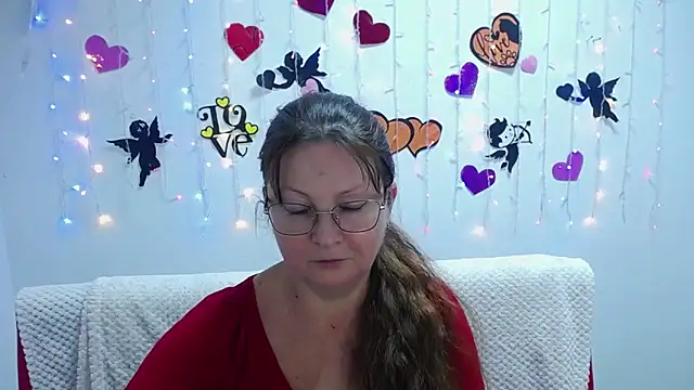 VanessaHotts online show from 01.30.25