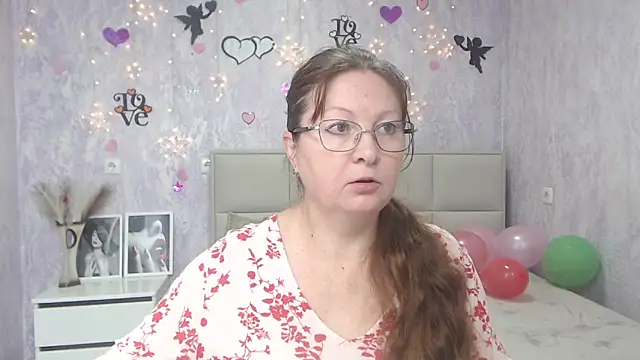 VanessaHotts online show from 02.01.25