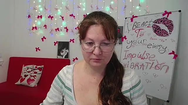VanessaHotts online show from 03.21.26