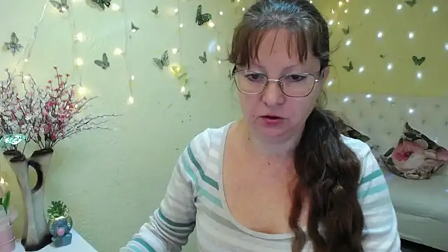 VanessaHotts online show from 05.01.26