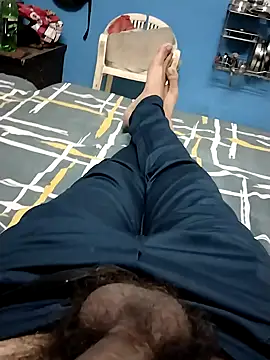 Snapshot of Sanny212 chatting on 10.29.25 Sanny212 online show from 10.29.25