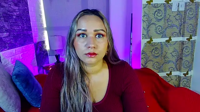 Snapshot of paula_brausin chatting on 02.18.25 paula brausin online show from 02.18.25