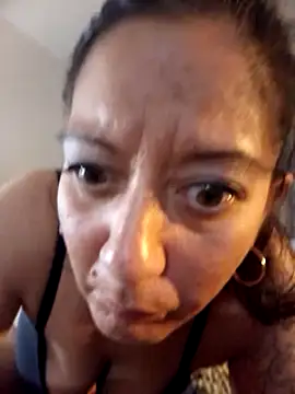 Snapshot of AnyaBest chatting on 01.02.25 AnyaBest online show from 01.02.25