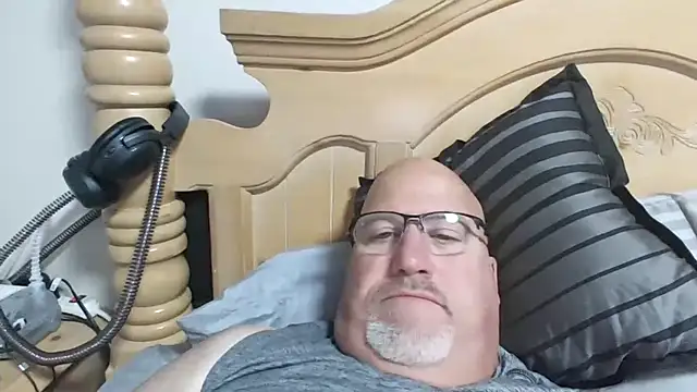 Bigbear0563 online show from 09.30.25