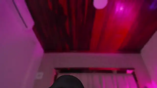 Snapshot of Emmily_Savage chatting on 11.01.25 Emmily Savage online show from 11.01.25