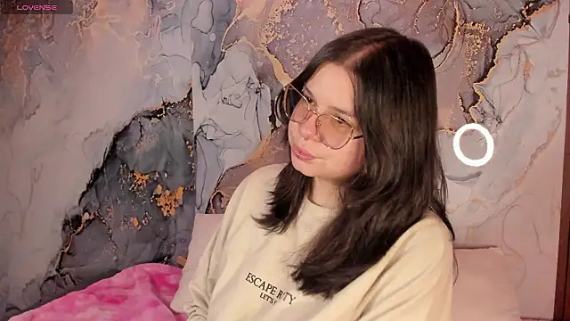 Snapshot of Mey_moon chatting on 03.01.26 Mey moon online show from 03.01.26