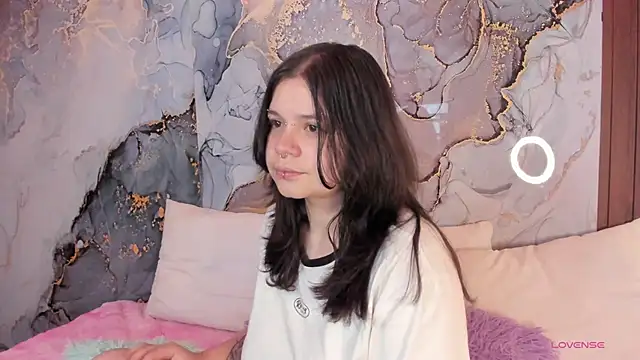 Snapshot of Mey_moon chatting on 03.06.26 Mey moon online show from 03.06.26