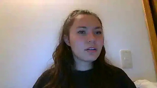 Snapshot of _andygirl chatting on 12.13.24 andygirl online show from 12.13.24