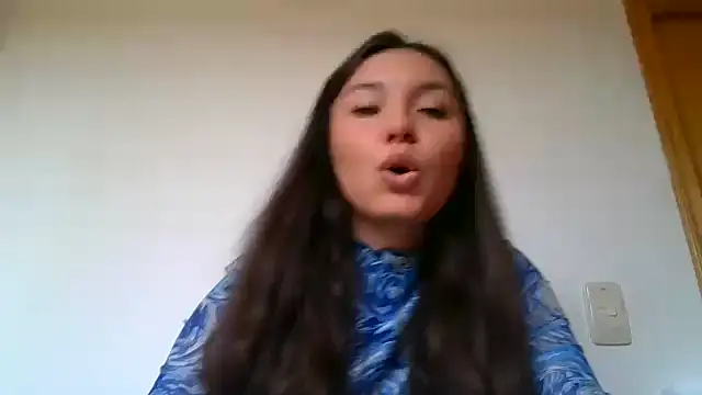 Snapshot of _andygirl chatting on 12.13.24 andygirl online show from 12.13.24