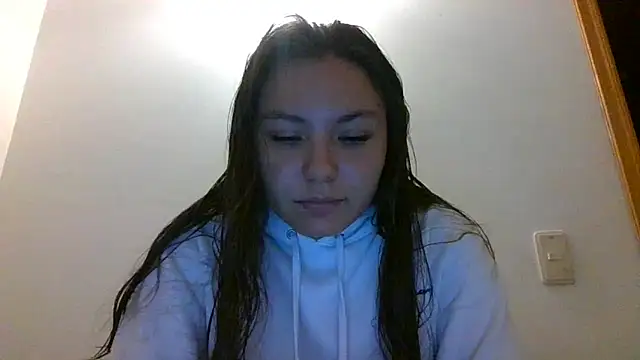 Snapshot of _andygirl chatting on 12.27.24 andygirl online show from 12.27.24