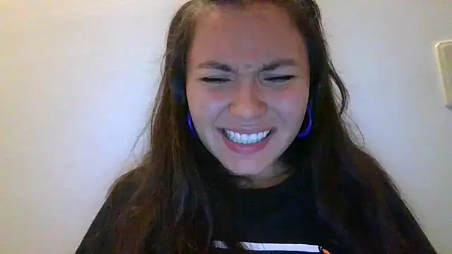 Snapshot of _andygirl chatting on 01.10.25 andygirl online show from 01.10.25