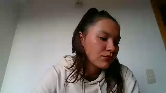 Snapshot of _andygirl chatting on 03.11.25 andygirl online show from 03.11.25