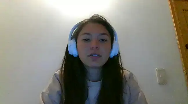 Snapshot of _andygirl chatting on 03.15.25 andygirl online show from 03.15.25