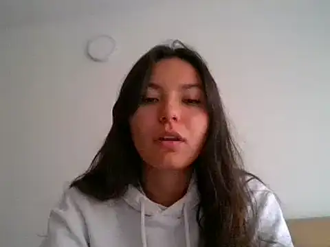 Snapshot of _andygirl chatting on 11.24.25 andygirl online show from 11.24.25