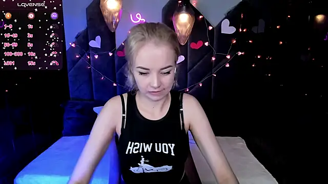 StephanieSweety online show from 02.13.25