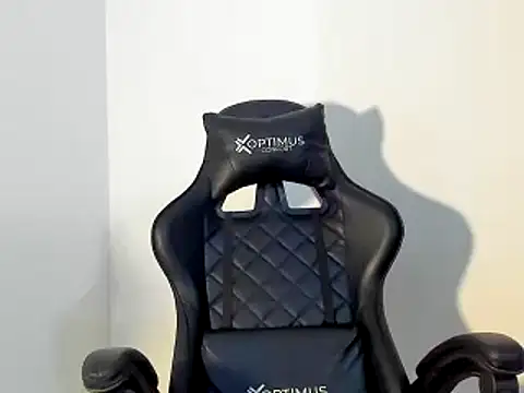 Snapshot of Sami_Hotie1 chatting on 02.16.25 Sami Hotie1 online show from 02.16.25