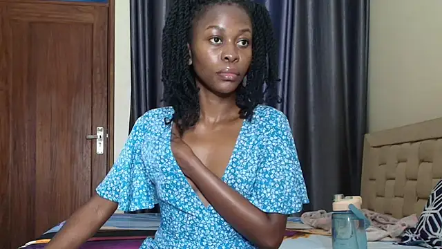 queen heather online show from 09.13.25