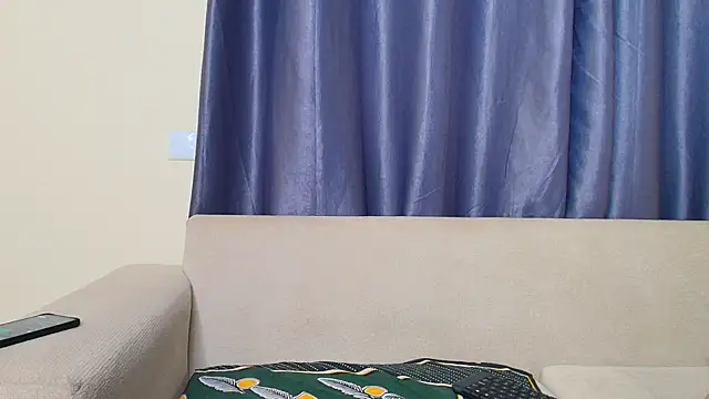 queen heather online show from 07.19.26