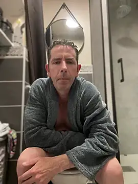 Snapshot of Exhibsexe chatting on 05.17.26 Exhibsexe online show from 05.17.26