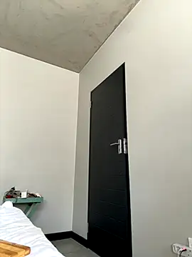 BedroomBullyX5 online show from 10.27.25