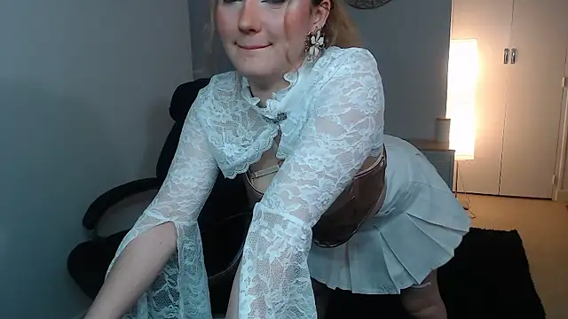 Crystal-dreamt online show from 01.09.26