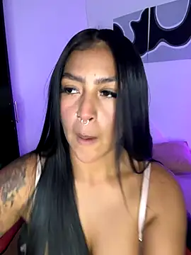 Snapshot of meganjames1 chatting on 10.31.25 meganjames1 online show from 10.31.25